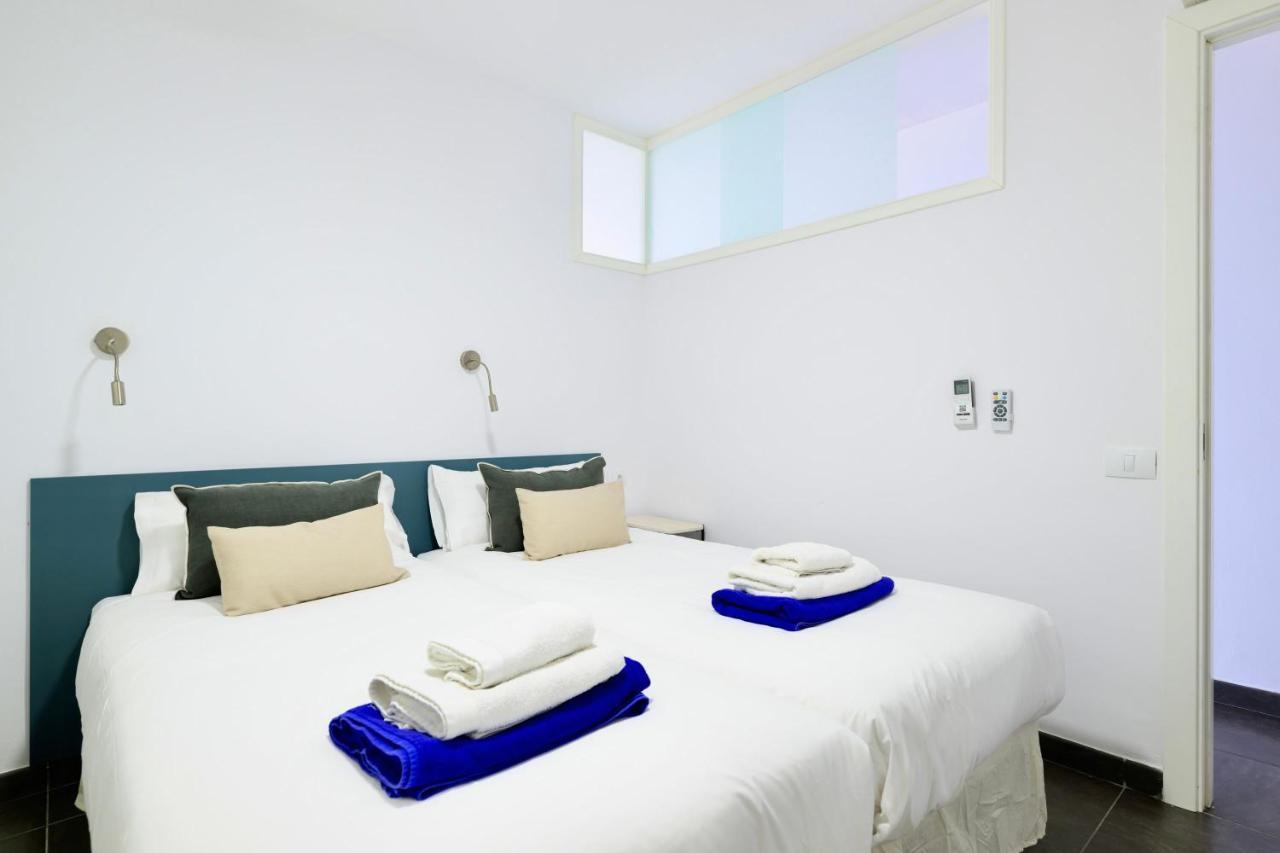 Charming 2 Bedroom Retreat With Beachfront Views San Bartolomé Dış mekan fotoğraf