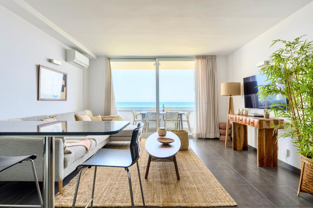Charming 2 Bedroom Retreat With Beachfront Views San Bartolomé Dış mekan fotoğraf
