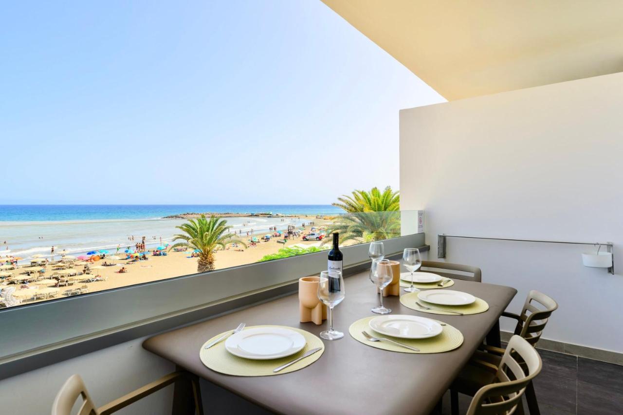Charming 2 Bedroom Retreat With Beachfront Views San Bartolomé Dış mekan fotoğraf